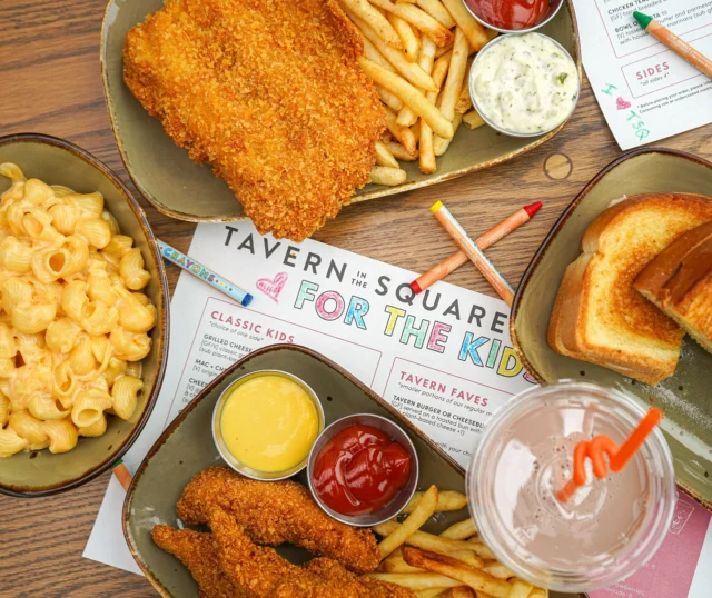 Little Bites, Big Smiles☀️🍽️

From after-school snacks to weekend family outings, our Kids Menu makes every meal a hit! With crowd-pleasing favorites for the little ones (and something delicious for the grown-ups too), Tavern in the Square is your go-to spot for family time—no planning required 🍔🍟❤️

Bring the family, grab a table, and let the good times roll 👨‍👩‍👧‍👦✨