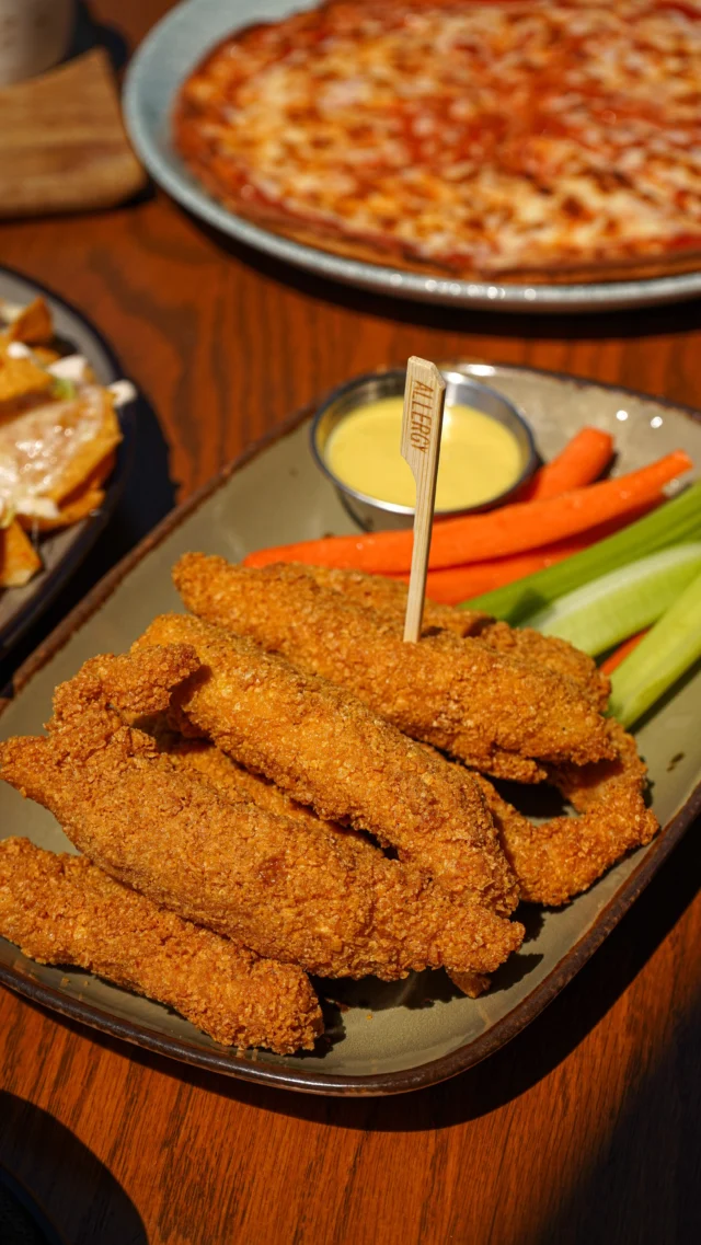 Gluten-Free Doesn’t Mean Flavor-Free👀🙌

Imagine a world where you had to compromise on crispy, juicy, perfectly seasoned chicken tenders just because you’re gluten-free…Good thing you don’t live in that world.✨

At Tavern in the Square, our gluten-free chicken tenders are just as mouthwatering as the originals — and 100% safe. Thanks to our dedicated allergen-friendly fryers, there’s no cross-contamination, just full-on flavor.

Ask your server about ALL of our gluten-free options and taste the tenders you didn’t think you could have.

#glutenfreeliving #glutenfree #gf #gfboston #glutenfreefood #gffoodie #glutenfreerestaurant #boston #bostonfood #bostonfoodie