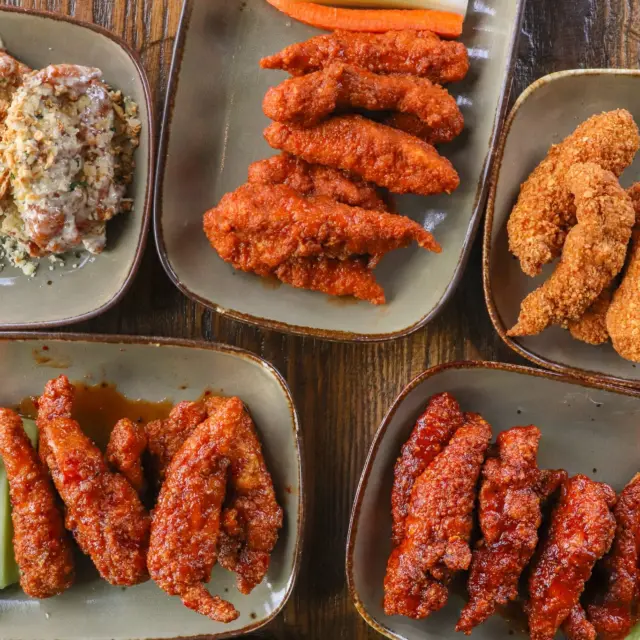 What’s Your Sauce Strategy?

Everyone’s got a go-to sauce—but are you bold enough to defend it?
Are you team Honey Sriracha, Buffalo, Parmesan Garlic, Bang Bang, or keeping it Plain and proud? Let the great sauce debate begin in the comments 👇

Our patios are open and the cocktails are ice cold. Come cool off with wings, drinks, and a little friendly flavor competition tonight.

Tag your taste-test crew and tell us your #1 pick.